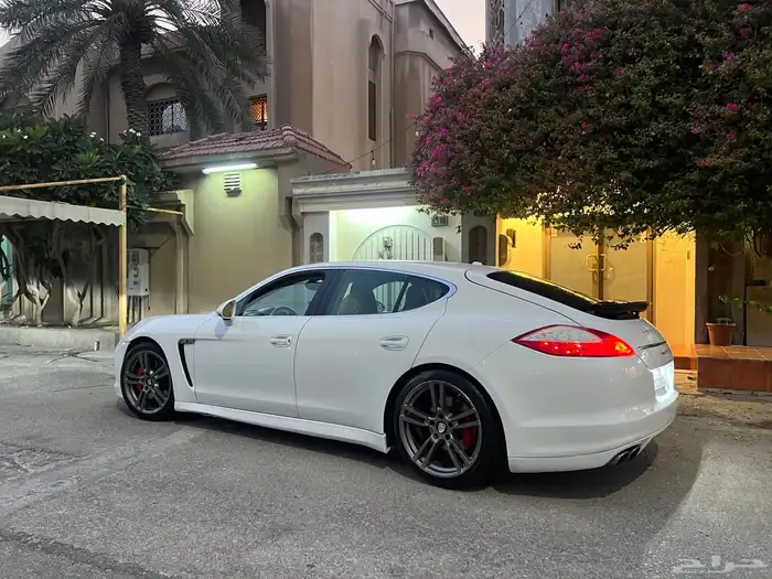 بورش باناميرا اس 2010 v8 33