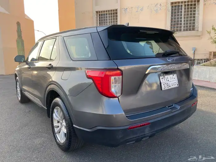 اكسبلور 2021 دبل نظيف اقل سعرر ف السوق 4