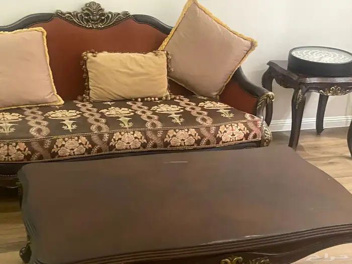 كنب صالون بحالة ممتازة 3