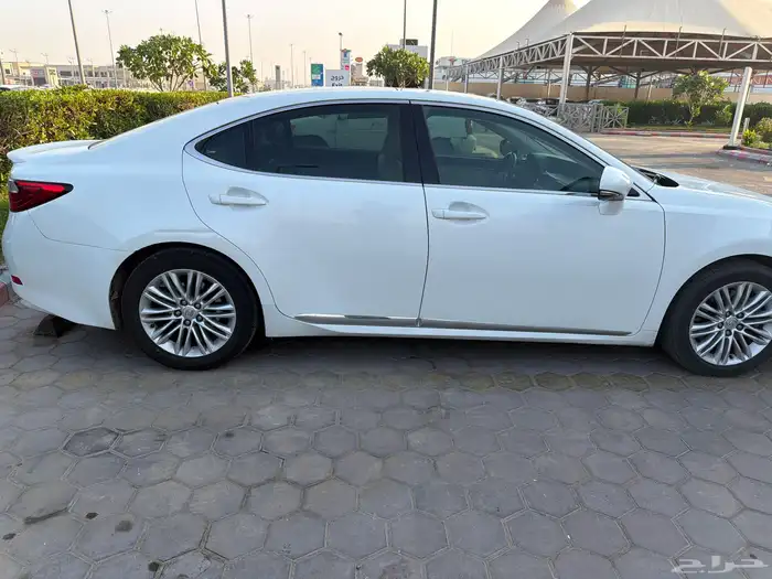 لكزس 2013 ES اول مالك اللوحة خارج البيعه 2