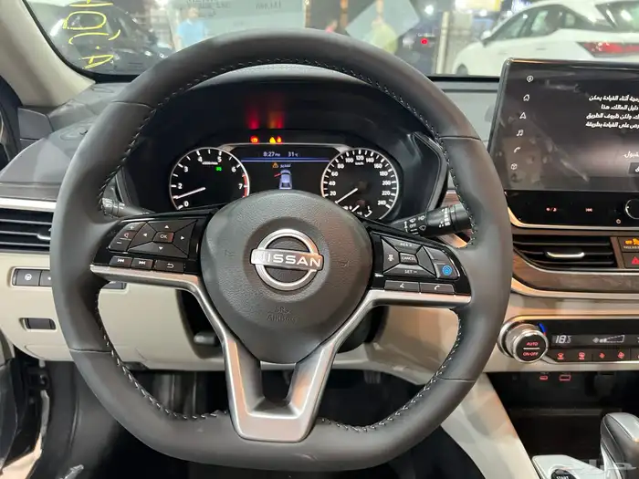 نيسان التيما SV فتحة 2026 جديد 10