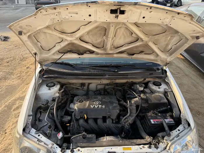 كورولا اتوماتيك 2005 تحمل لوحة مميزة إسم بدر 24