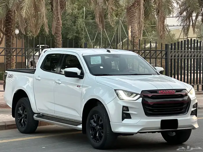 ايسوزو ديماكس 2023 GT فل كامل دبل 0