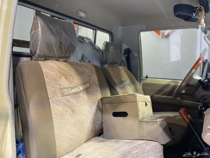 تويوتا شاص 2013 بحالة نظيفة 13