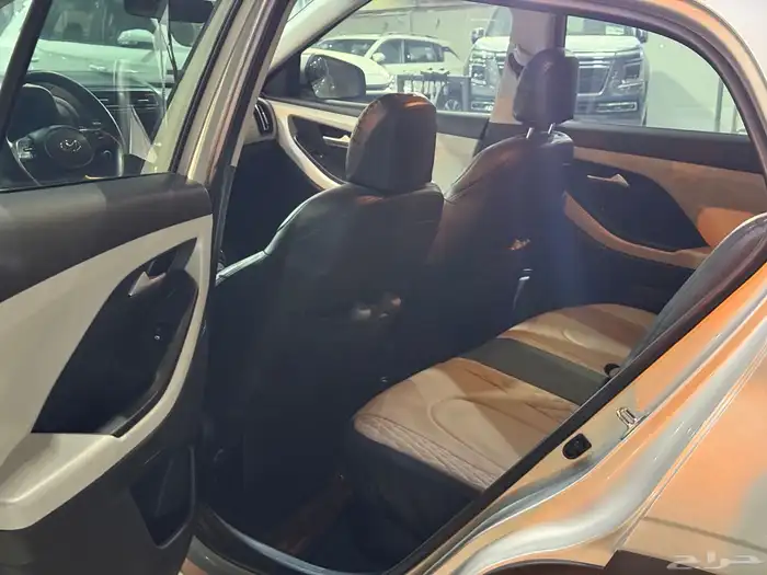 هيونداي كريتا سمارت 2023 دهبي بودي وكاله ماشيه 68000 9