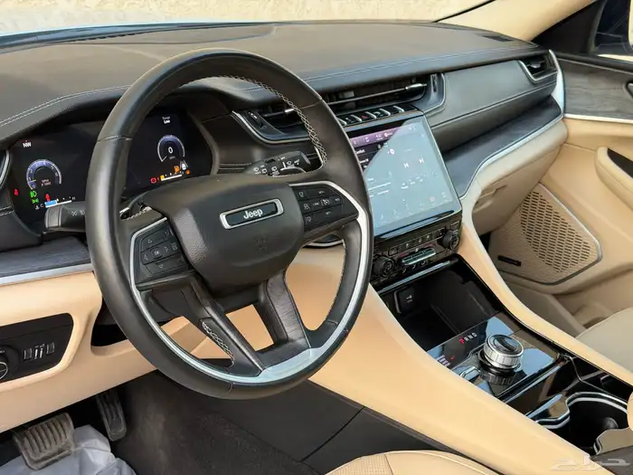 جيب شيروكي موديل 2022 ليمتد 17