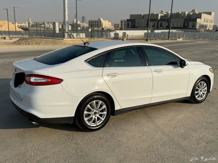 فورد فيوجن 2016   ممشى قليل  بحالة ممتازة 0