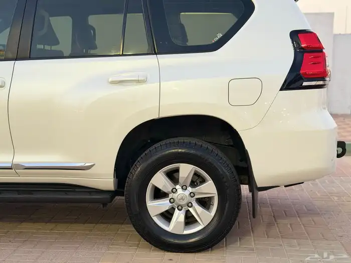 برادو 2023 فل كامل للبيع ممشا قليل 20