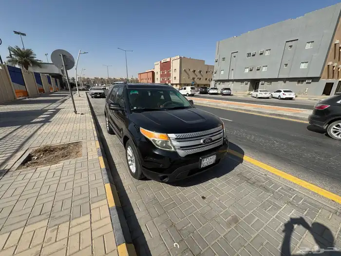 فورد اكسبلورر نظيف للبيع 4