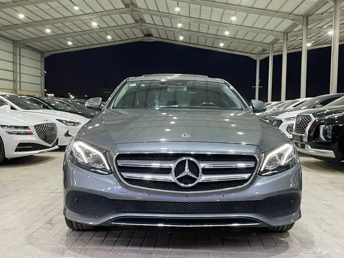 مرسيدس 2020 E220d فتحه سقف داخلي اسبريسو ( ديزل) 2.0D 5