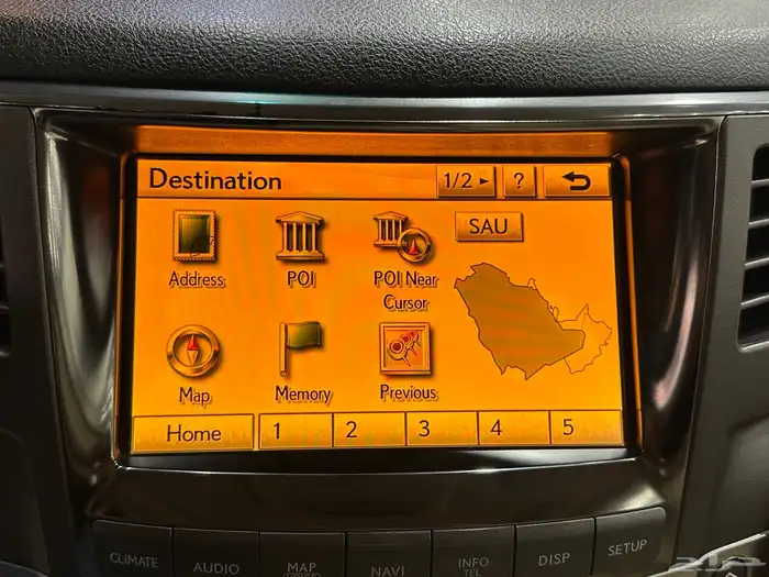 جيب لكزس LX570 موديل 2011 فل كامل 21