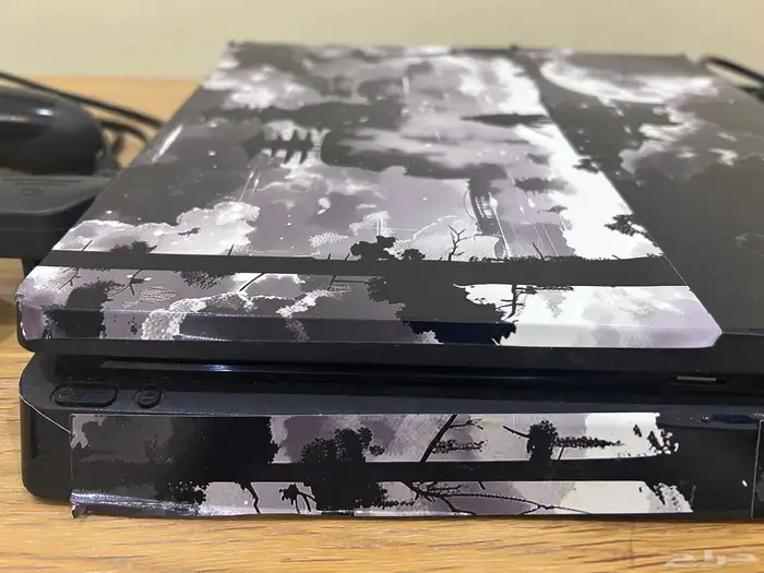 للبيع سوني 4 1