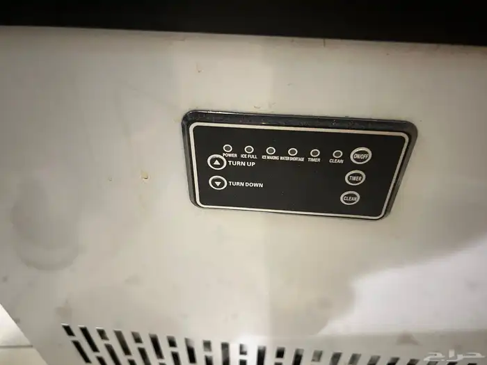 مكينة ثلج للبيع تنتج 60 كيلو استخدام اقل من شهر 1