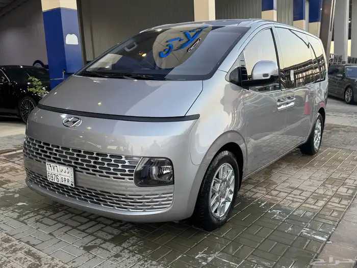 هيونداي ستاريا 2023 عداد 5 الاف 0