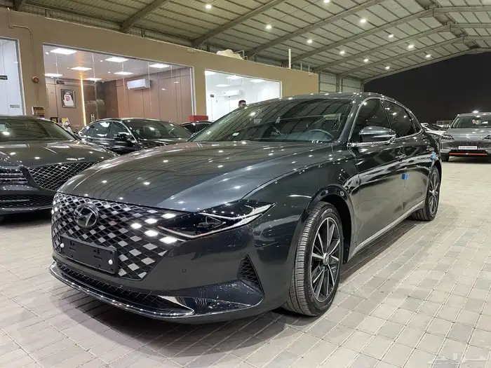 هواندي ازيرا 2021 نص فل ( بنزين ) 6 سلندر 1