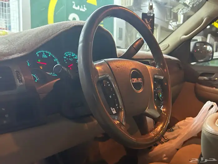 جمس يوكن 2007 سعودي قصير ذهبي بسعر طيب 11