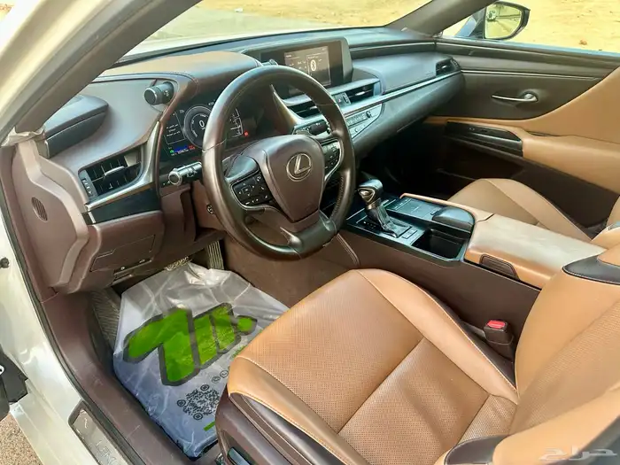 لكزس es300h 2019 نظيف جدا 32