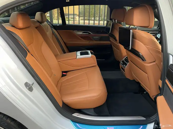 بي ام دبليو Li 730 2021 فل كامل نظيف جدا بحال الوكاله 22