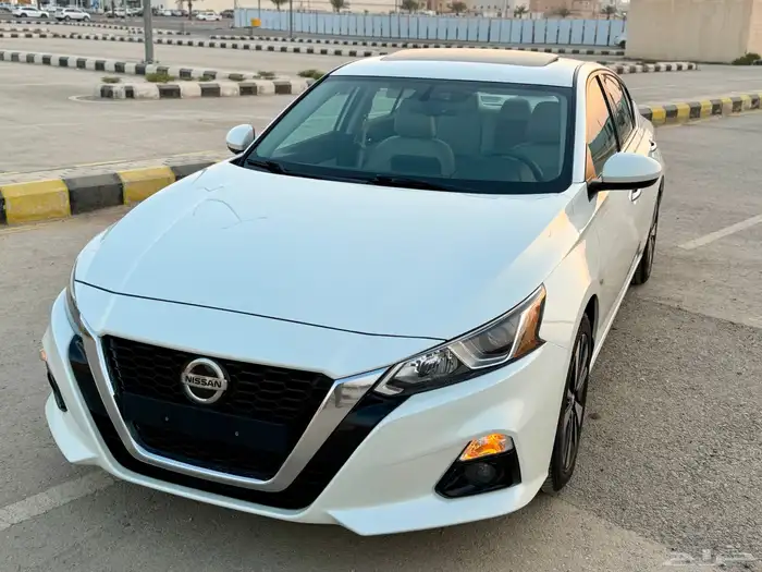 نيسان التيما 2021 SV خليجي بحالة الوكالة 4