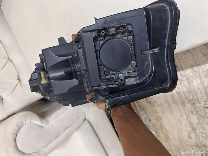 السلام عليكم عندي شمعه يمين جهت الراكب حق الوكاله نضيفه 1