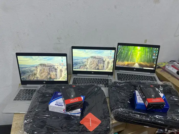 لاب توب hp نظيفه جدا عدد 3 معالج i5 6