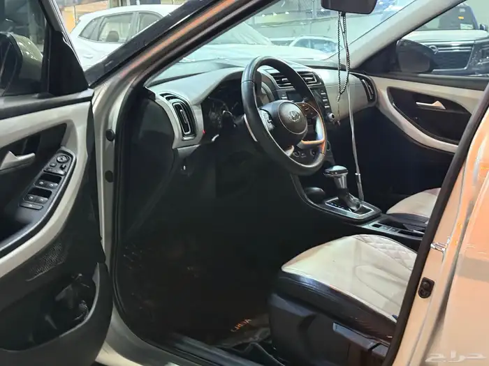 هيونداي كريتا سمارت 2023 دهبي بودي وكاله ماشيه 68000 10