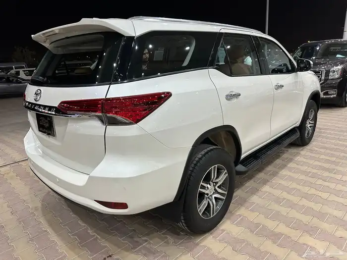 تويوتا فورشنر موديل 2019 بنزين بدون دبل 20