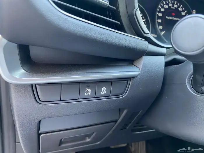 متوفر مجموعة مازدا 3 موديل 2024 43