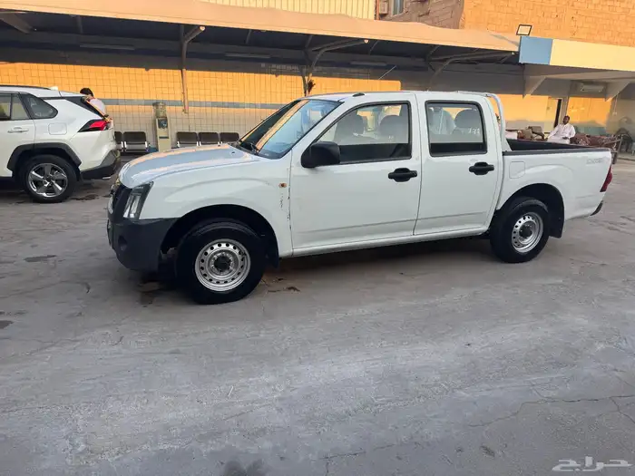 Isuzu max 2012 2