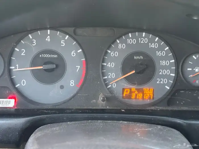 نيسان صني 2010 نظيفة 4