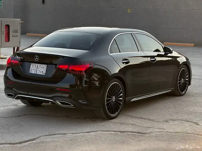 مرسيدس A200 فل كامل العداد 42 الف فقط 2023(شبه الجديد ) 5