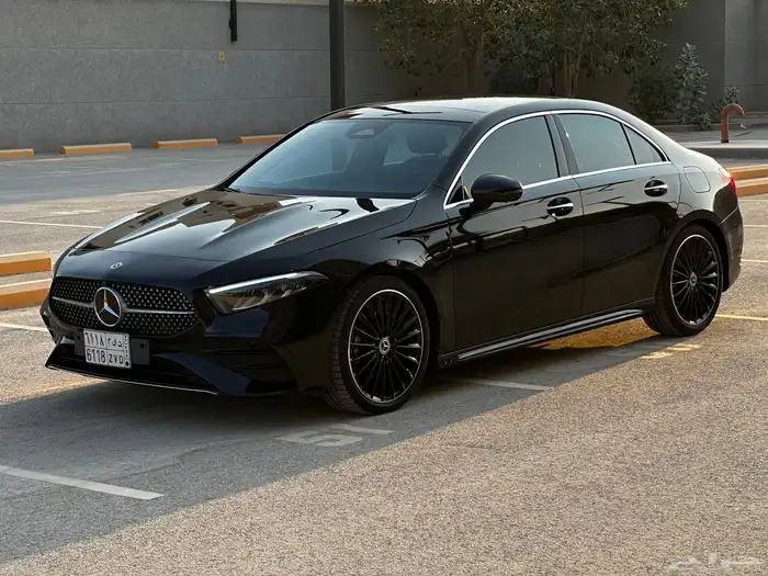 مرسيدس A200 فل كامل العداد 42 الف فقط 2023(شبه الجديد ) 2