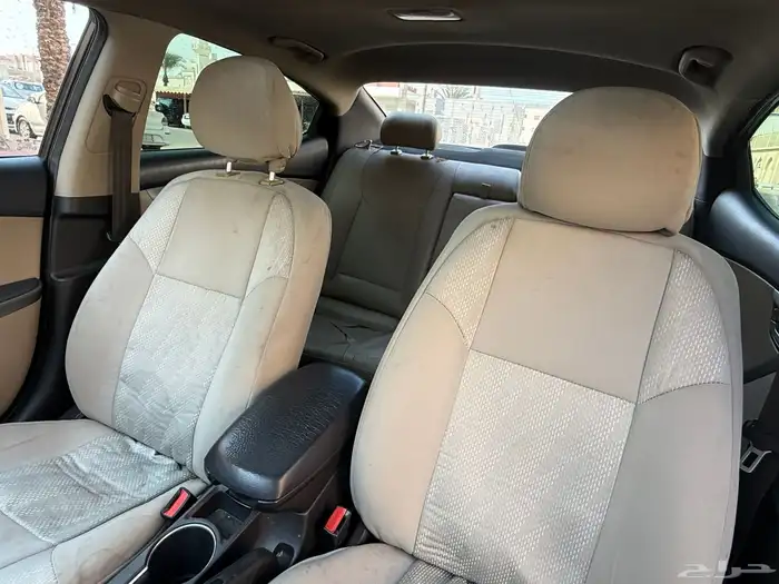 2016 هيونداي النترا نظيفة جدا مفحوصة ومجددة 9