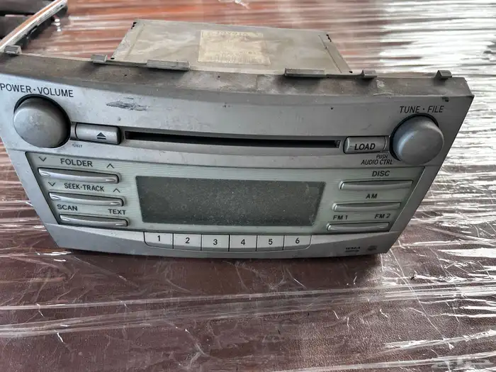 للبيع قطع سياره 2