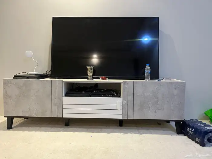 طاولة تلفزيون 0