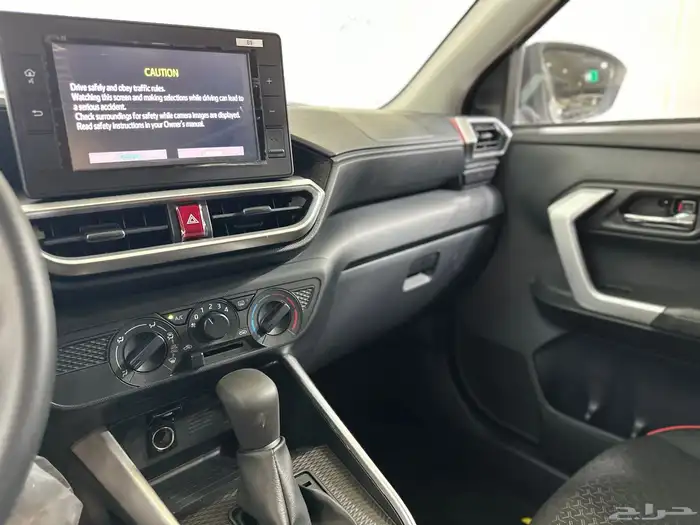 تويوتا رايز xle ستاندر م 2026 8