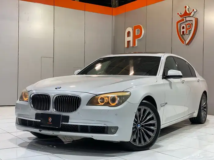 بي ام دبليو 750 Li 2012 عداد 169 الف كم 6