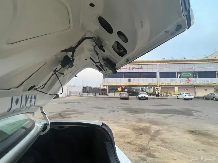 فورد فكتوريا 18