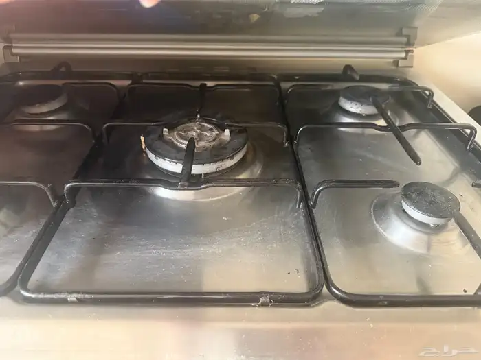 فرن قليم قاز وغساله lg حوضين ومايكرويف وسريرين اطفال 1