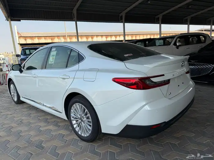 تويوتا كامري LE سعودي موديل 2025 11