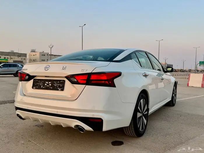 نيسان التيما 2021 SV خليجي بحالة الوكالة 6