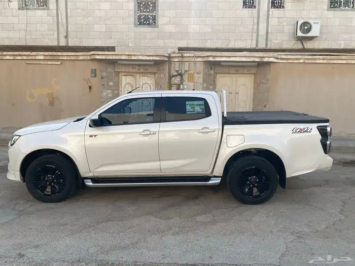 ايسيزو 2023 GT 3