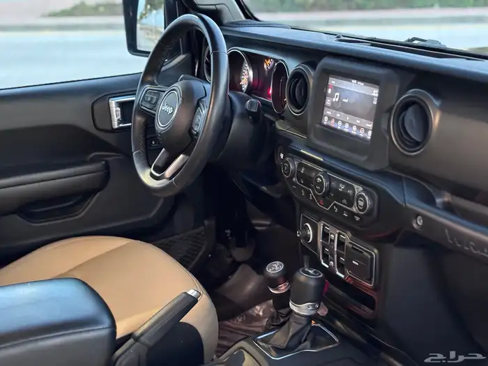 جيب رانجلر 2021 مخزن عداد 48 الف السياره وكاله علي الضمان 17