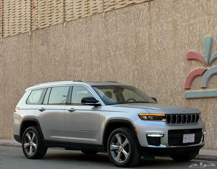 جيب شيروكي موديل 2022 ليمتد 6