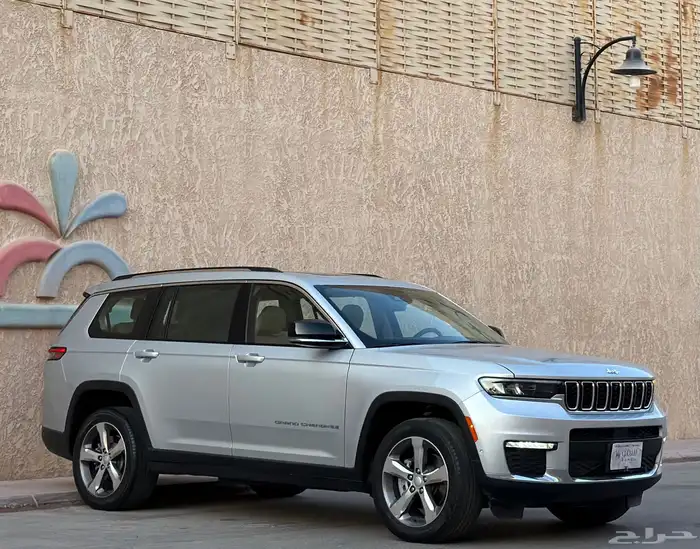 جيب شيروكي موديل 2022 ليمتد 2