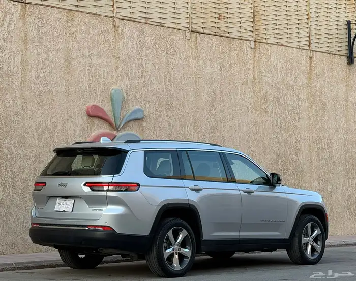 جيب شيروكي موديل 2022 ليمتد 8