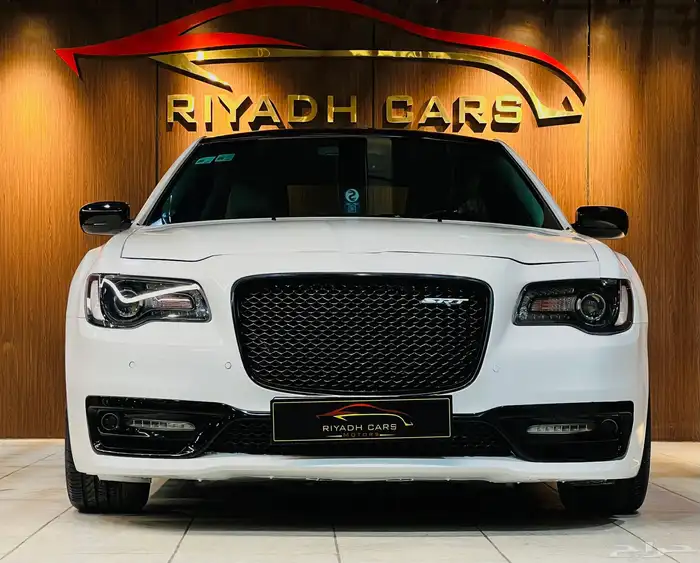 كرايزلر 2018 V6 C300 ( عرض خاص ) 1