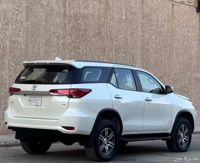 تويوتا فورشنر V6 2022 بحالة ممتازة 7