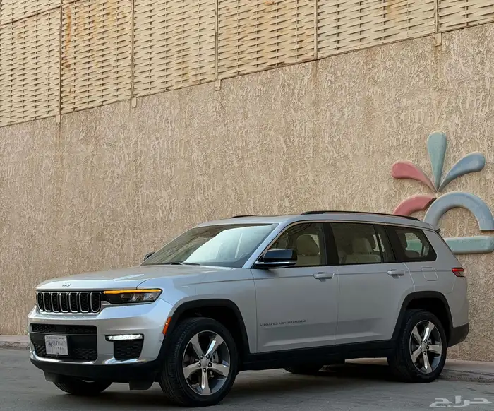 جيب شيروكي موديل 2022 ليمتد 1