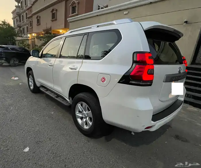 برادو 8 1 0 2 TX-L وارد عبداللطيف جميل 9